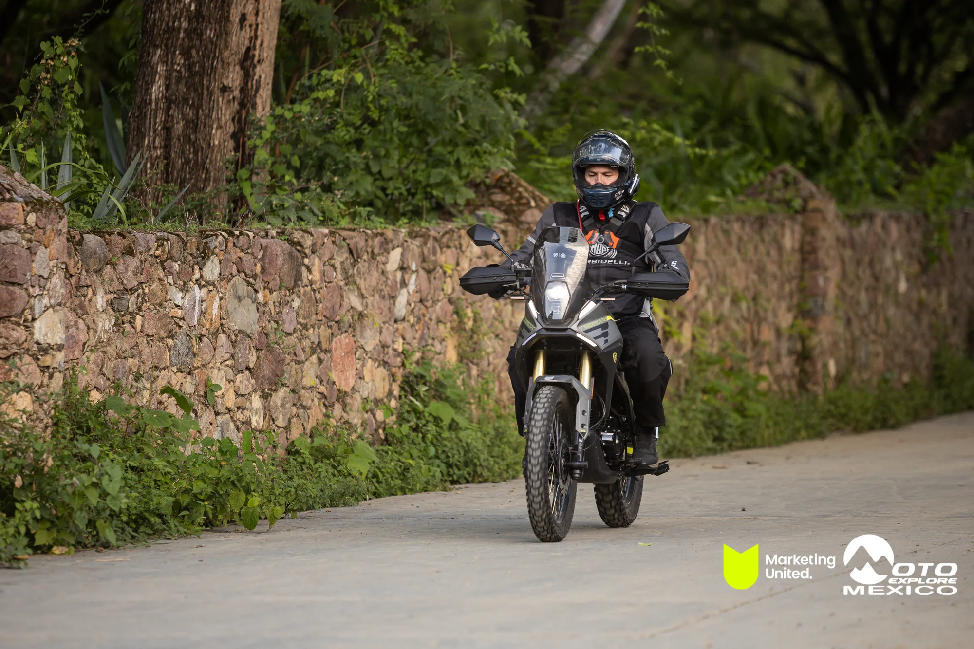 BENELLI TAXCO 1328