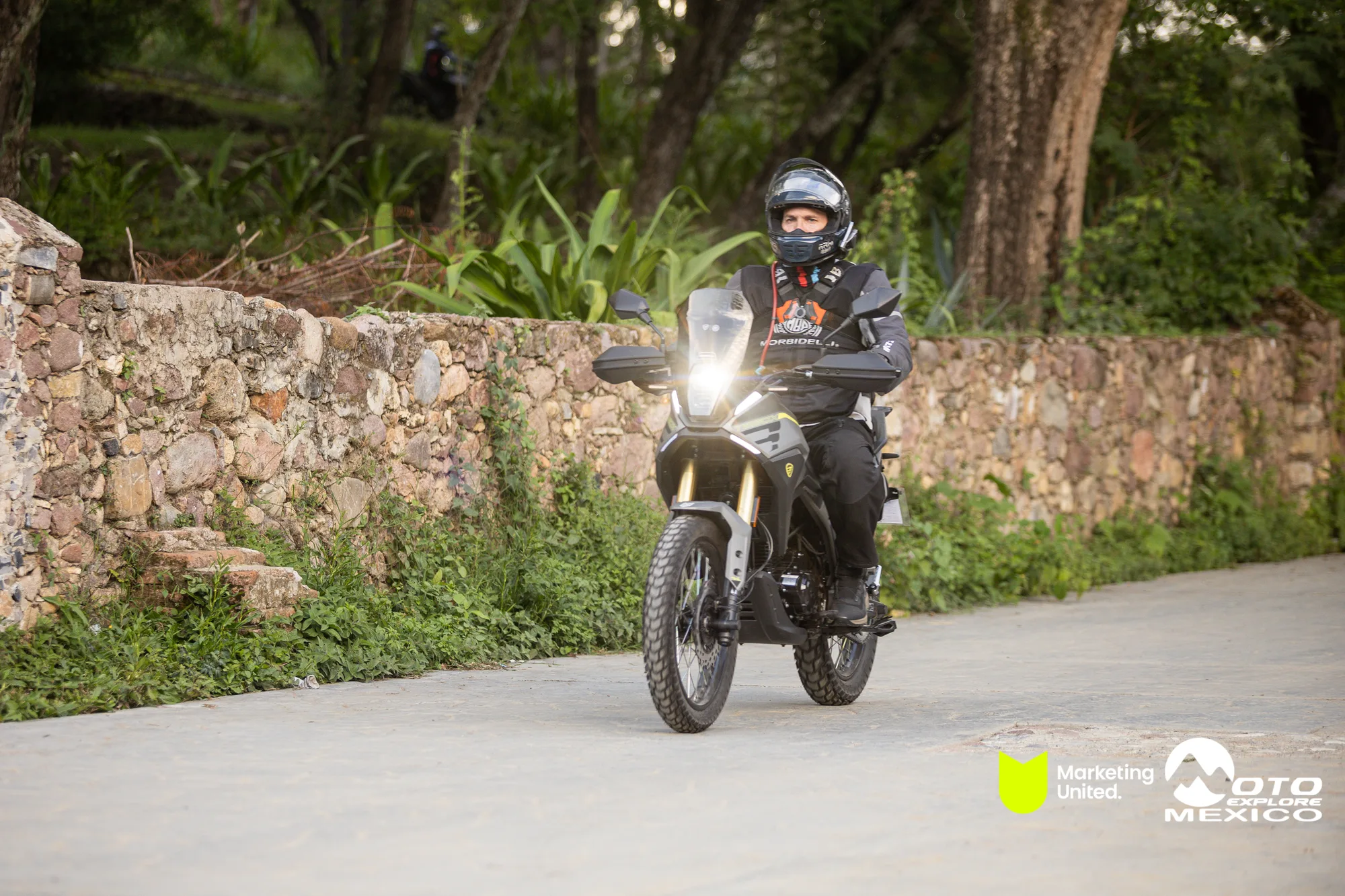 BENELLI TAXCO 1330