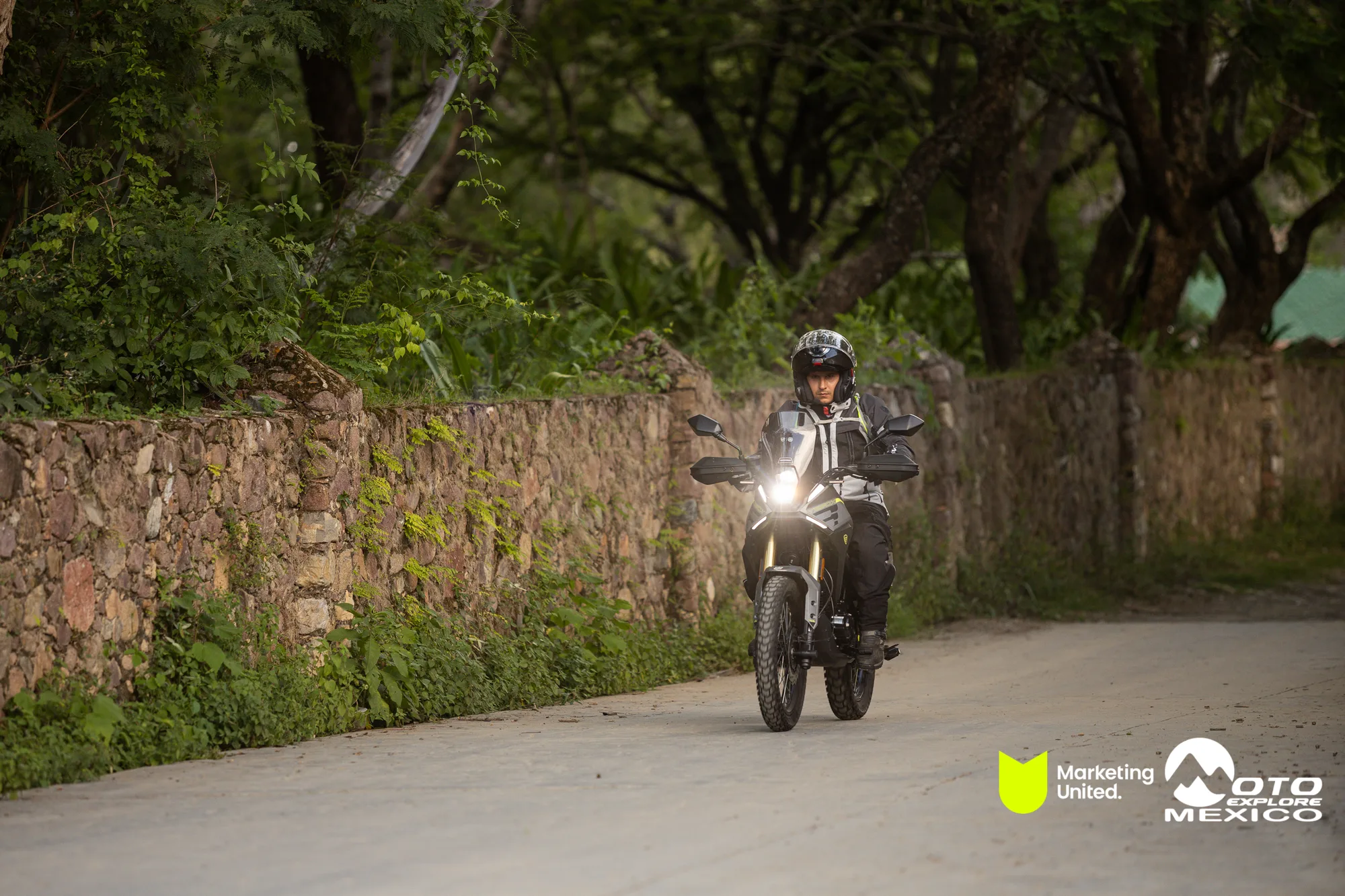 BENELLI TAXCO 1348