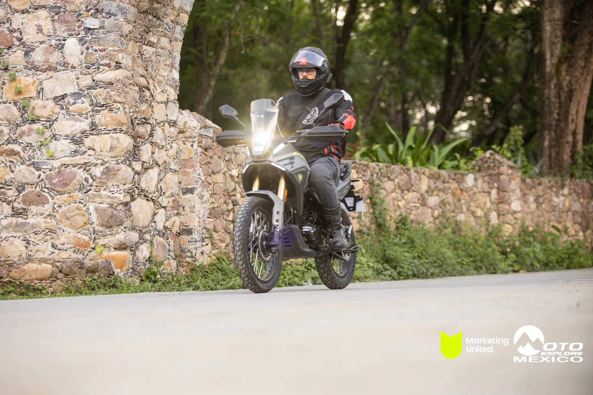 BENELLI TAXCO 1365