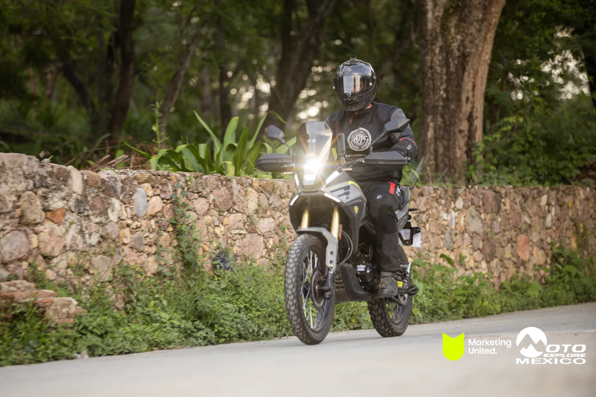 BENELLI TAXCO 1366
