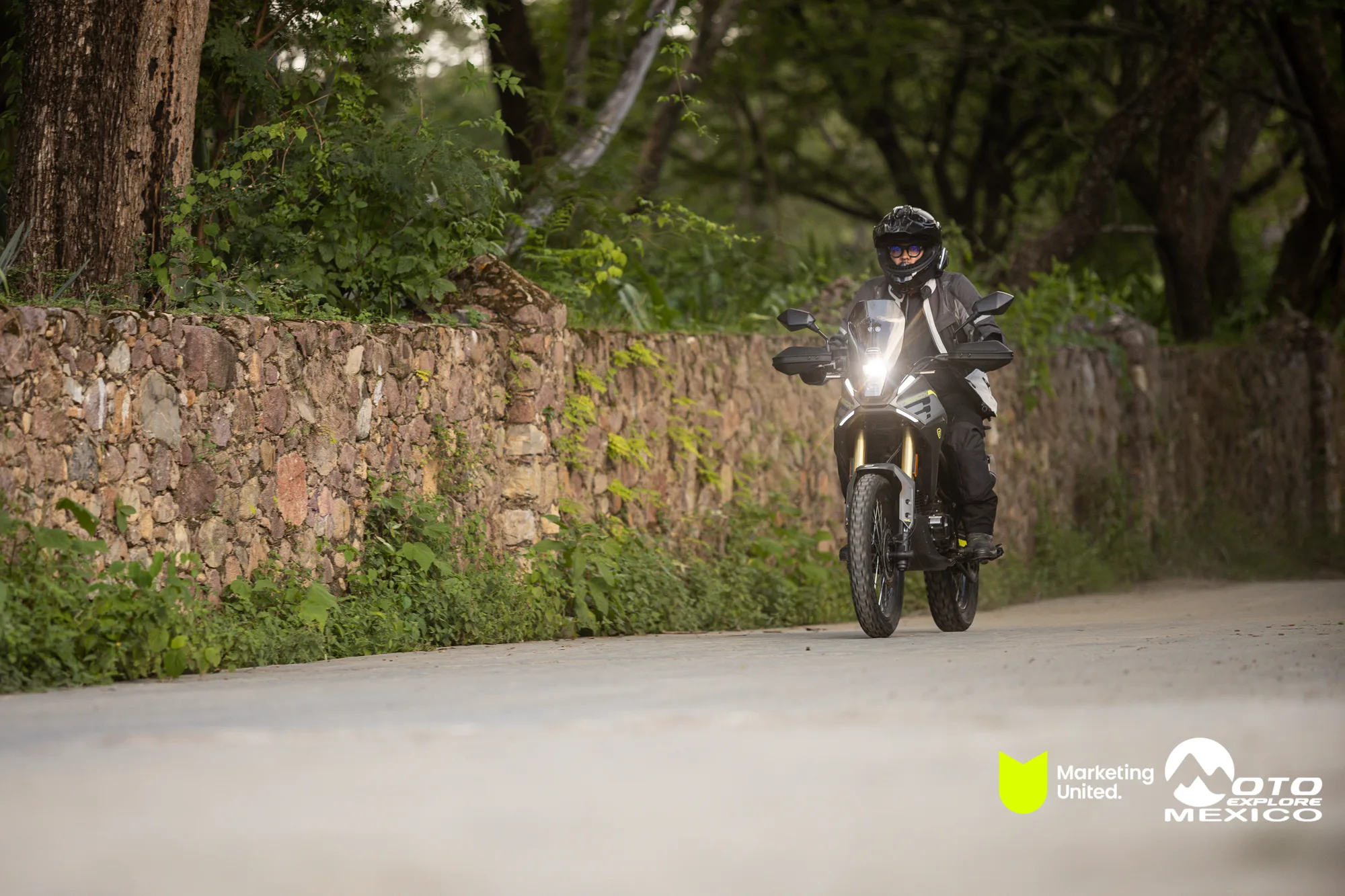 BENELLI TAXCO 1368