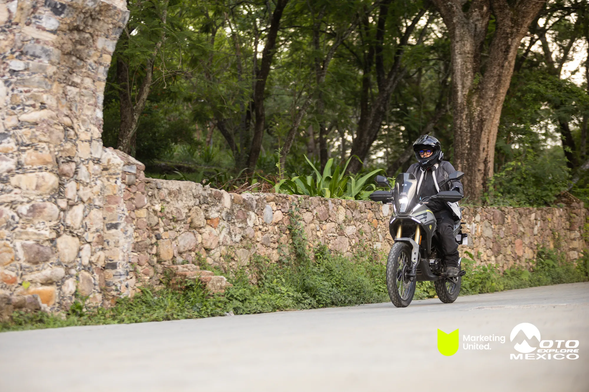 BENELLI TAXCO 1370