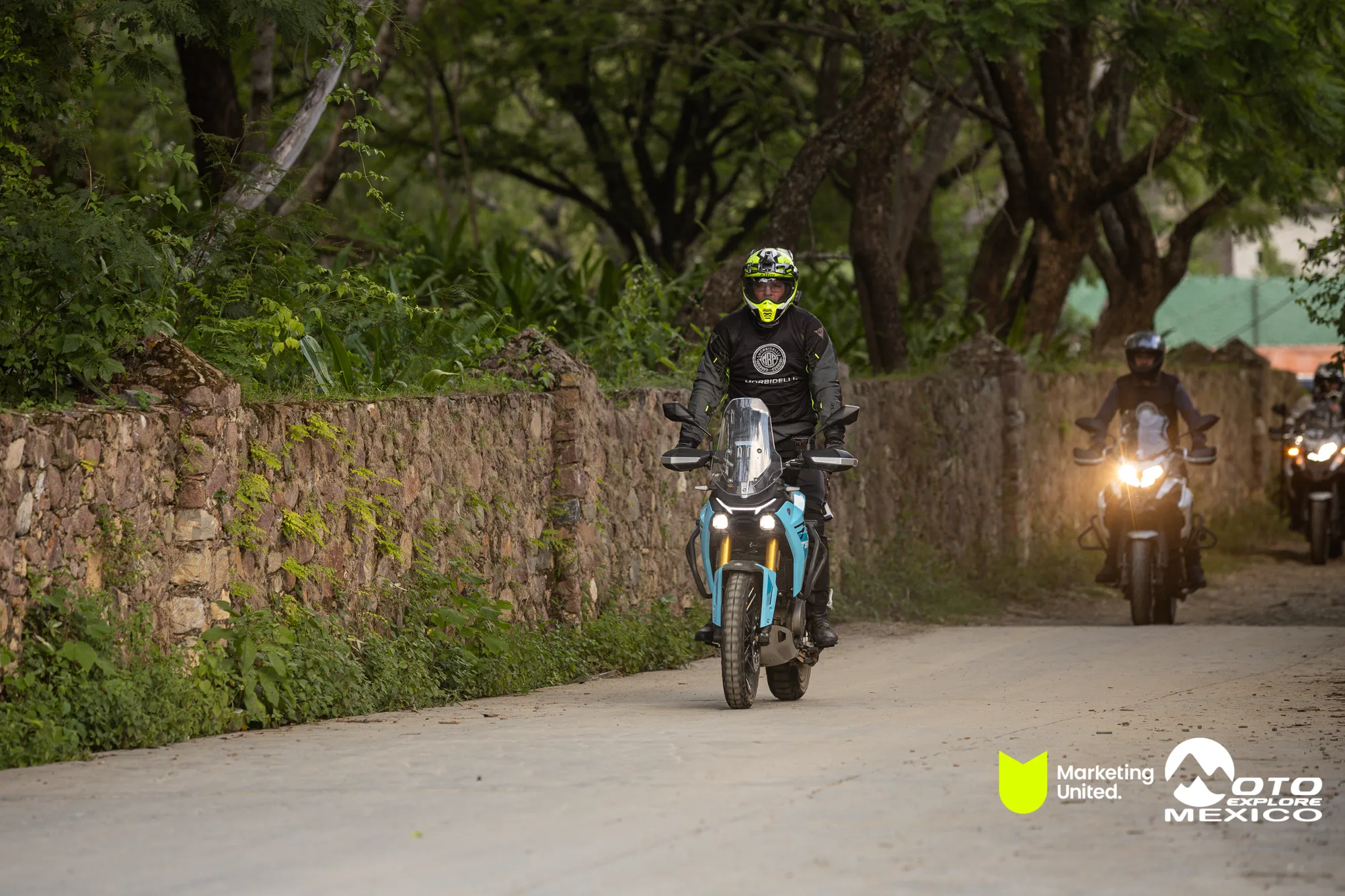BENELLI TAXCO 1388