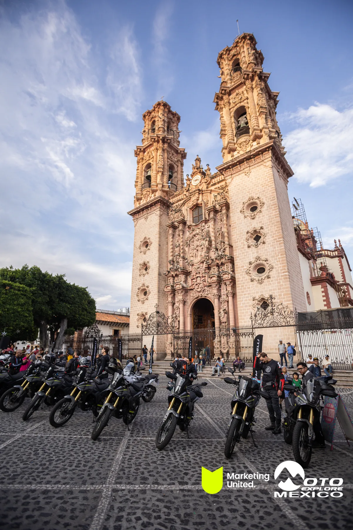 BENELLI TAXCO 1400