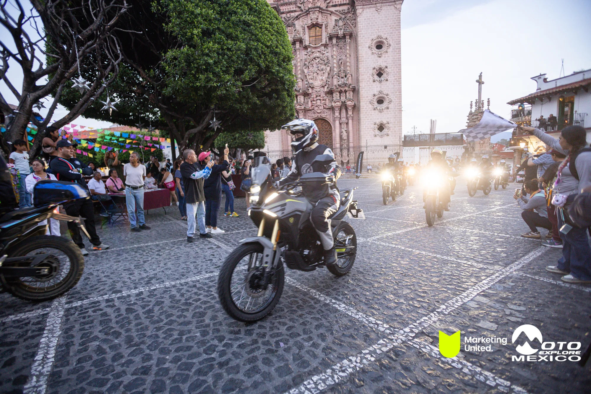 BENELLI TAXCO 1451