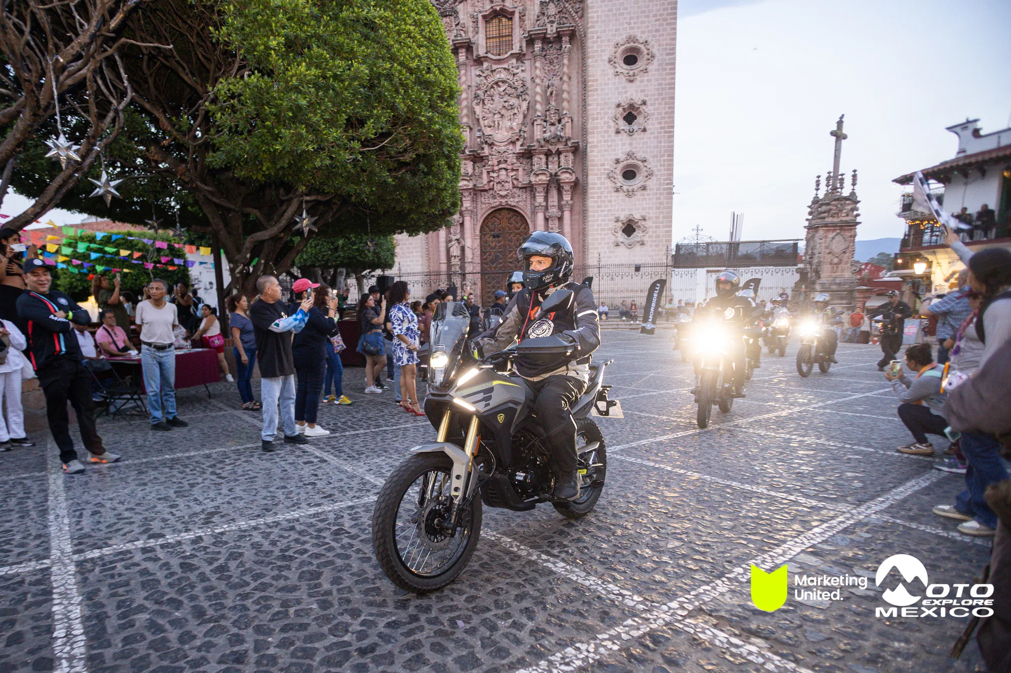 BENELLI TAXCO 1452