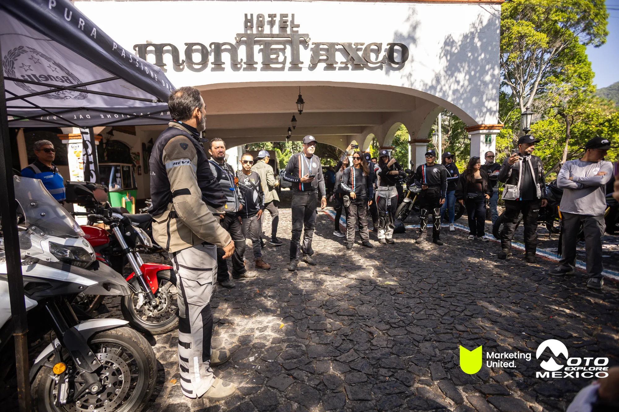 BENELLI TAXCO 822