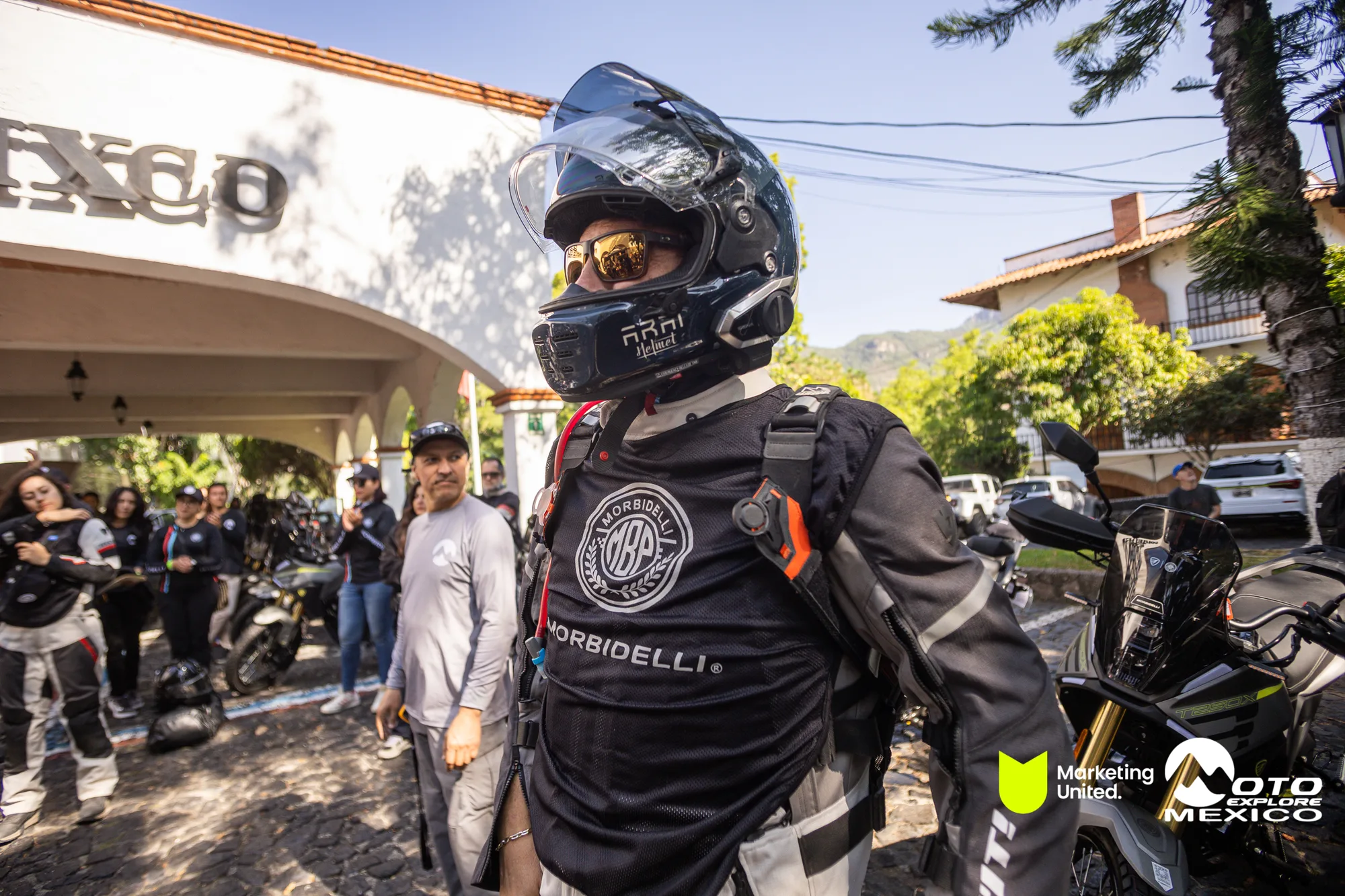 BENELLI TAXCO 833