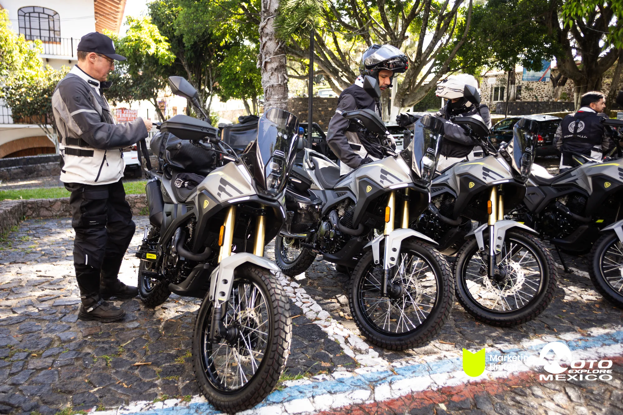 BENELLI TAXCO 861