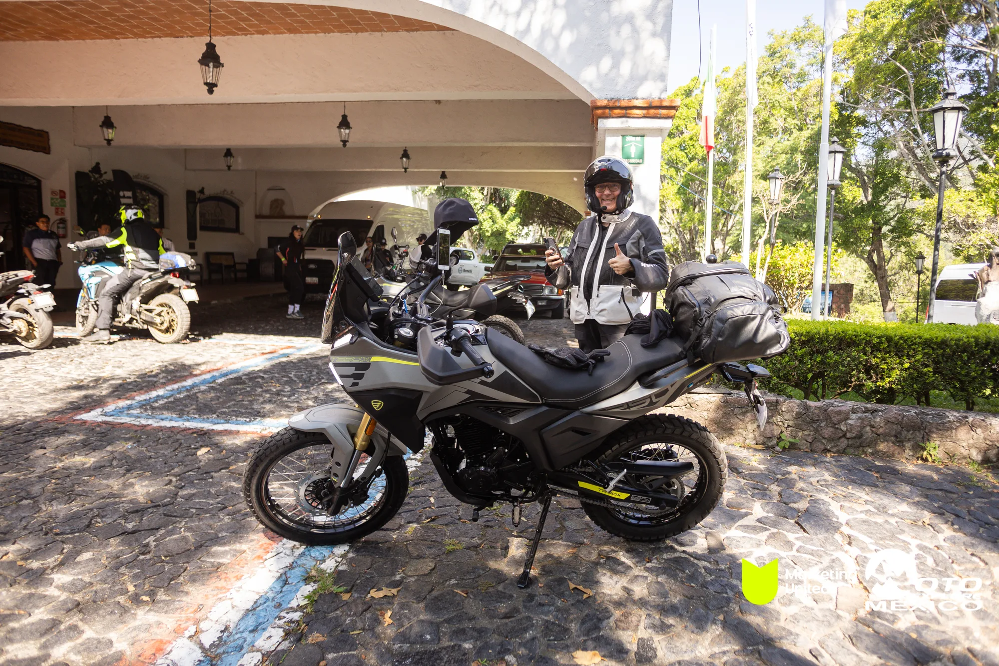BENELLI TAXCO 904