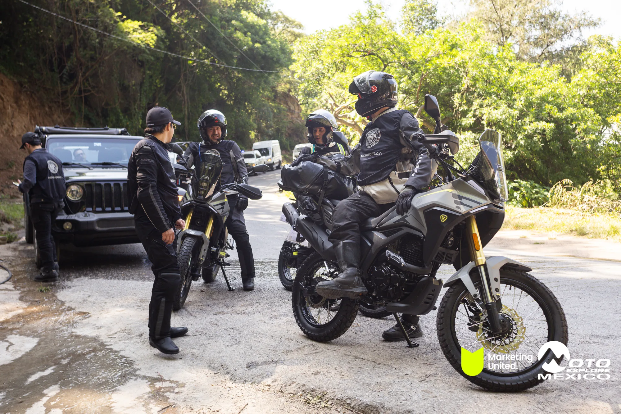 BENELLI TAXCO 910