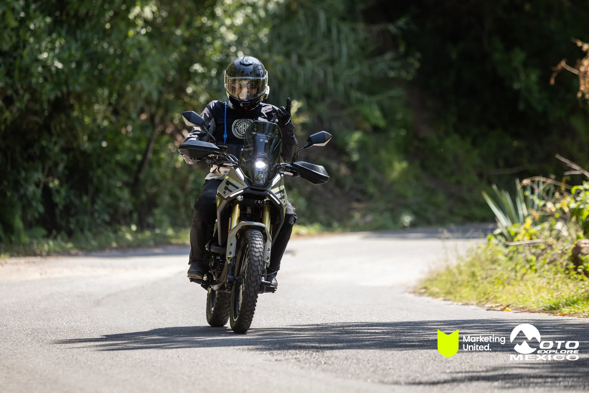 BENELLI TAXCO 953