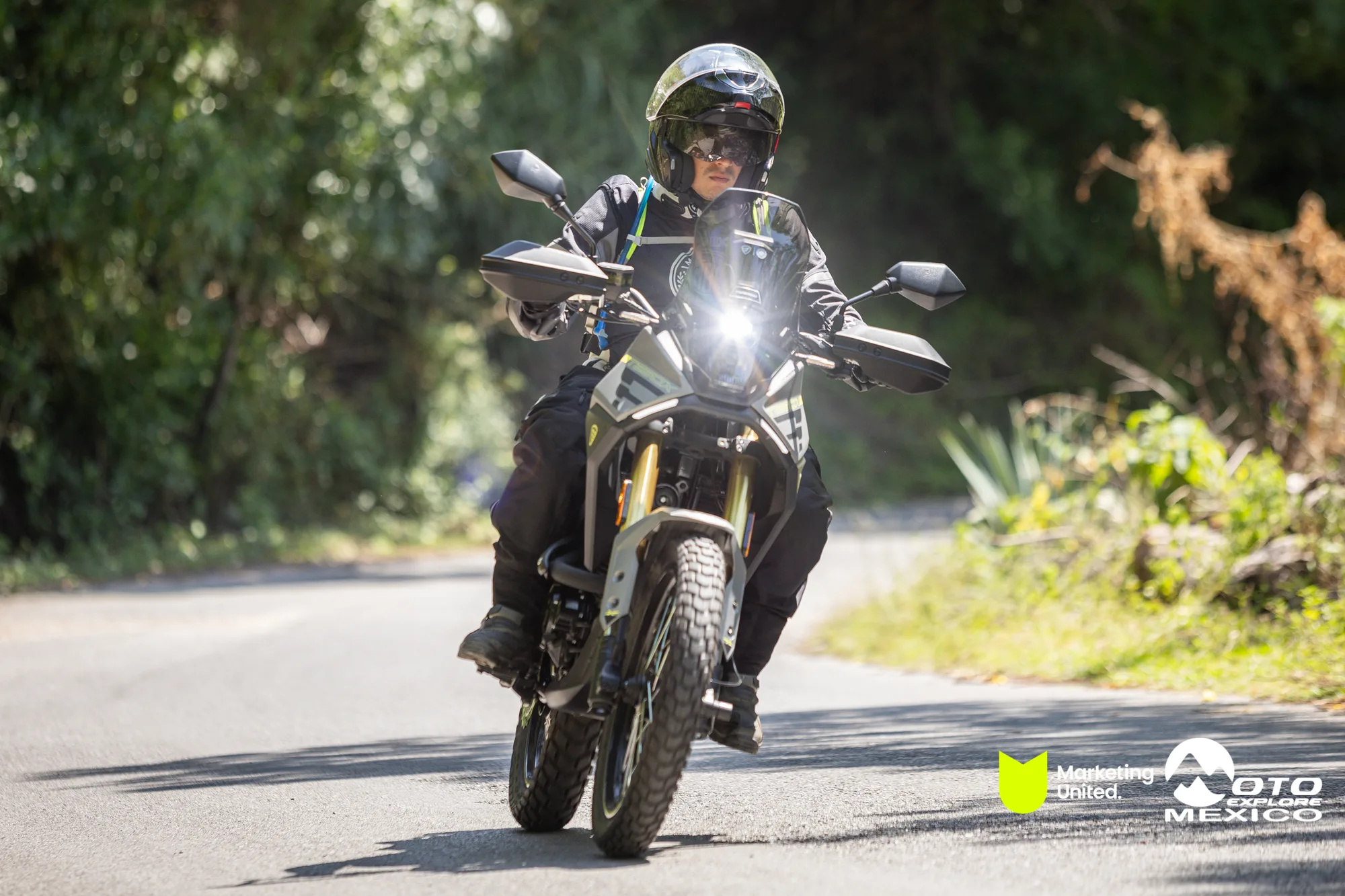 BENELLI TAXCO 960